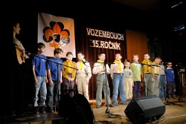 Vlčata na vozembouchu